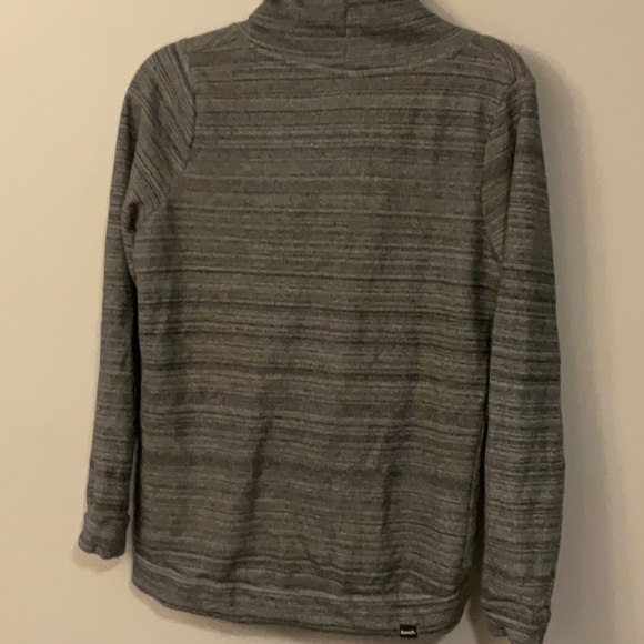 Gray stripe bench sweater - Picture 5 of 5